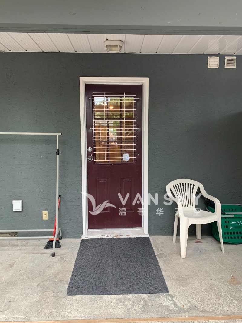 260309114746_Downstair entrance.jpg